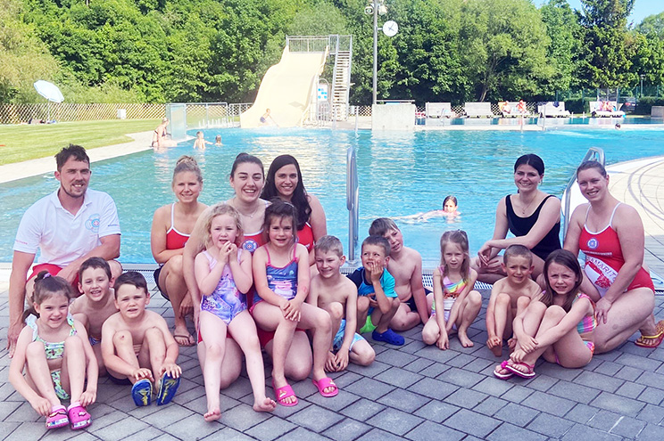 Kinder-Schwimmkurse