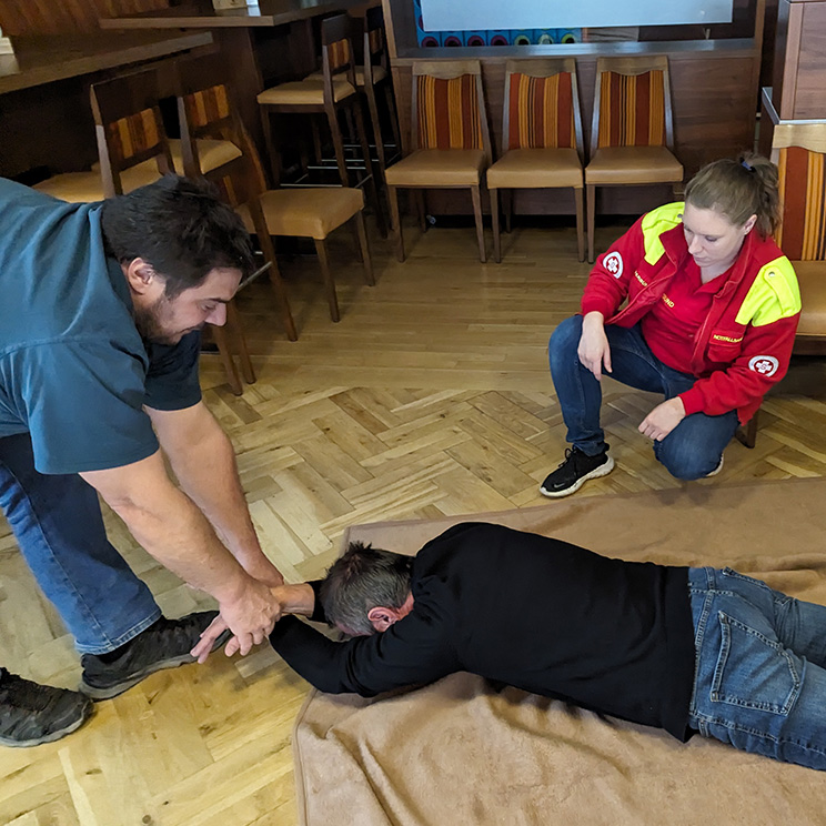 Erste-Hilfe-Kurs: Firma Schiller