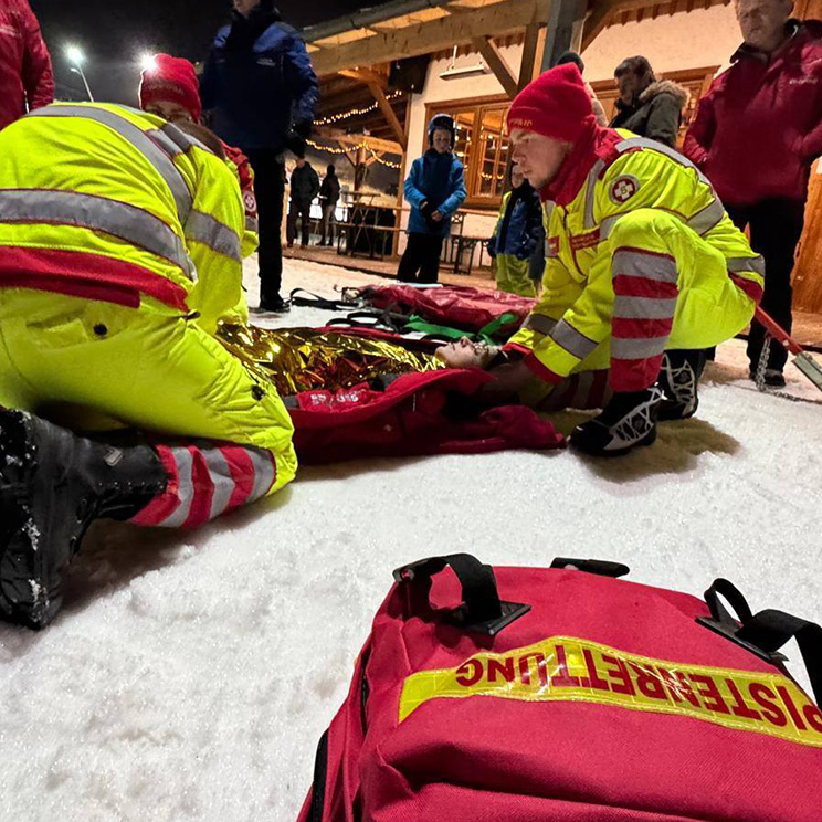 Rettungsübung im Schidorf Kirchbach